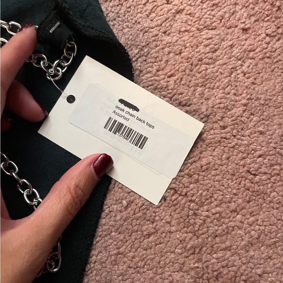 Chain back shirt - Picture 3 of 3